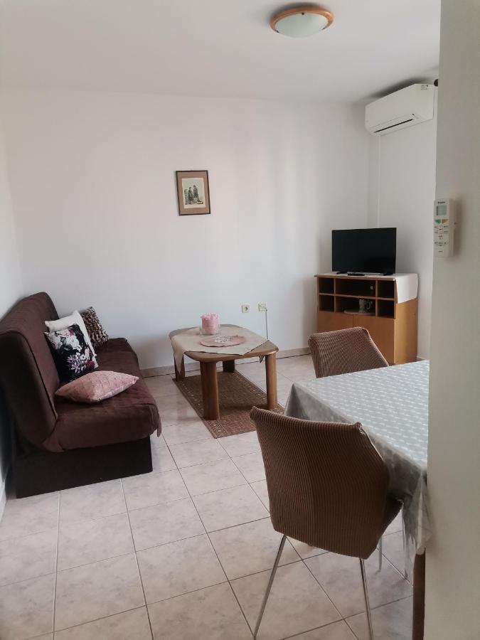 Apartments Petrica Малинська Екстер'єр фото