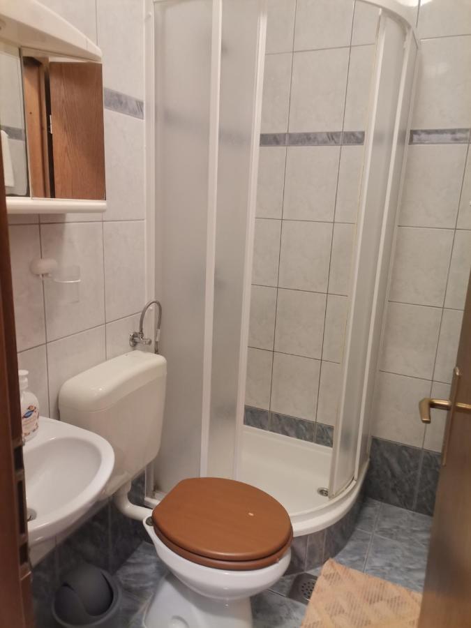 Apartments Petrica Малинська Екстер'єр фото