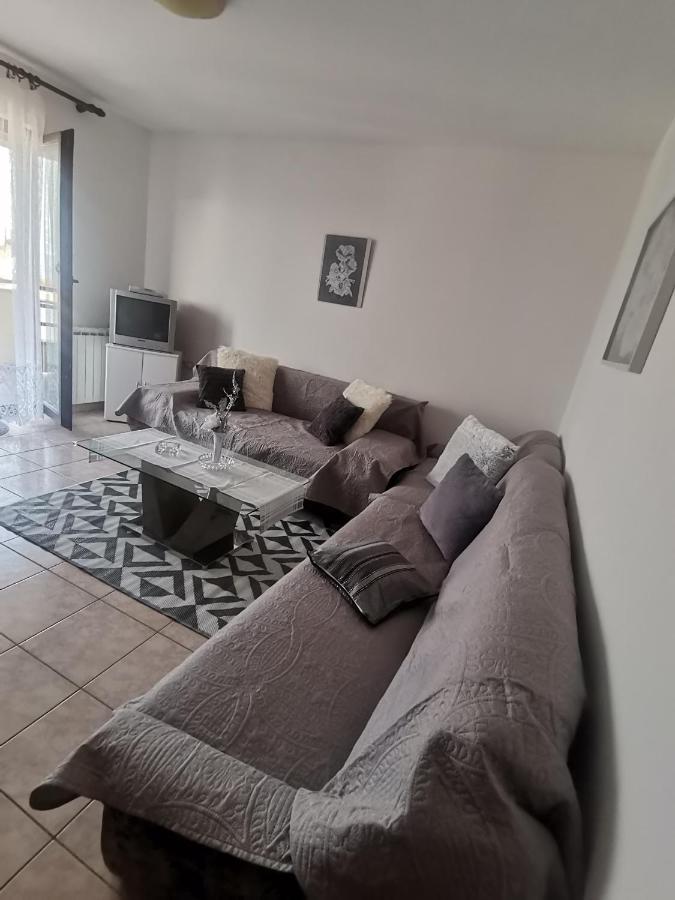 Apartments Petrica Малинська Екстер'єр фото